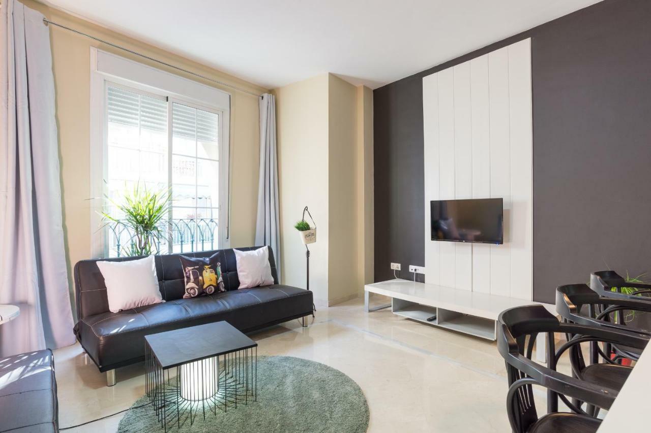 Apartament Gr2-Large Groups Apt-Walking Distance To Old Town Malaga Zewnętrze zdjęcie